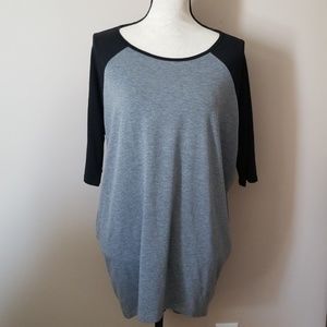 EUC LuLaRoe Irma size S